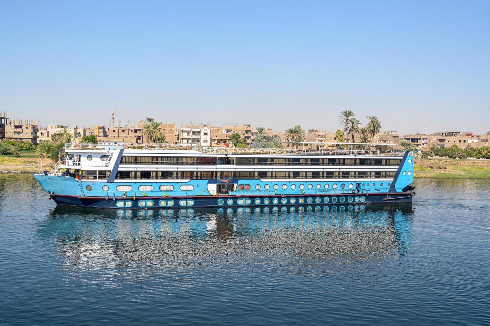 فندق Magic I Nile Cruise Deluxe Boat The Scheduled Departure Is On Saturday For A 7-Day Nile Cruise الأقصر المظهر الخارجي الصورة